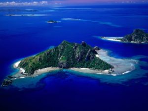 7595990_Aerial_View_of_Monu_Island_Fiji